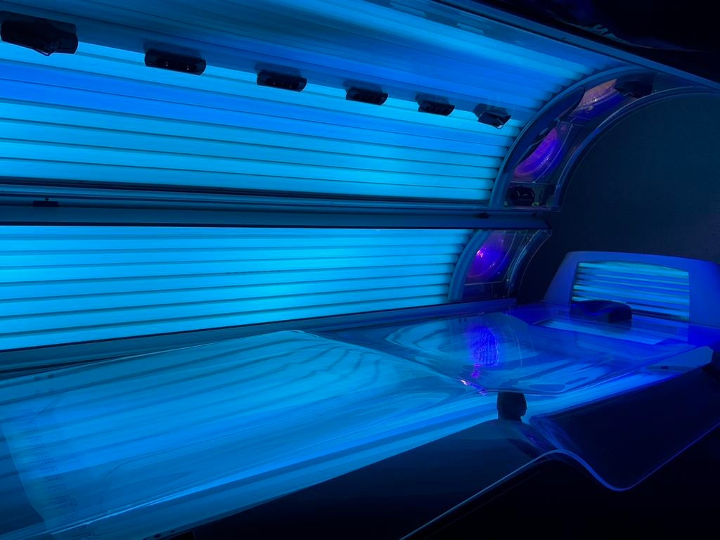 Ergoline zonebank, Ophalen of Verzenden, Zo goed als nieuw