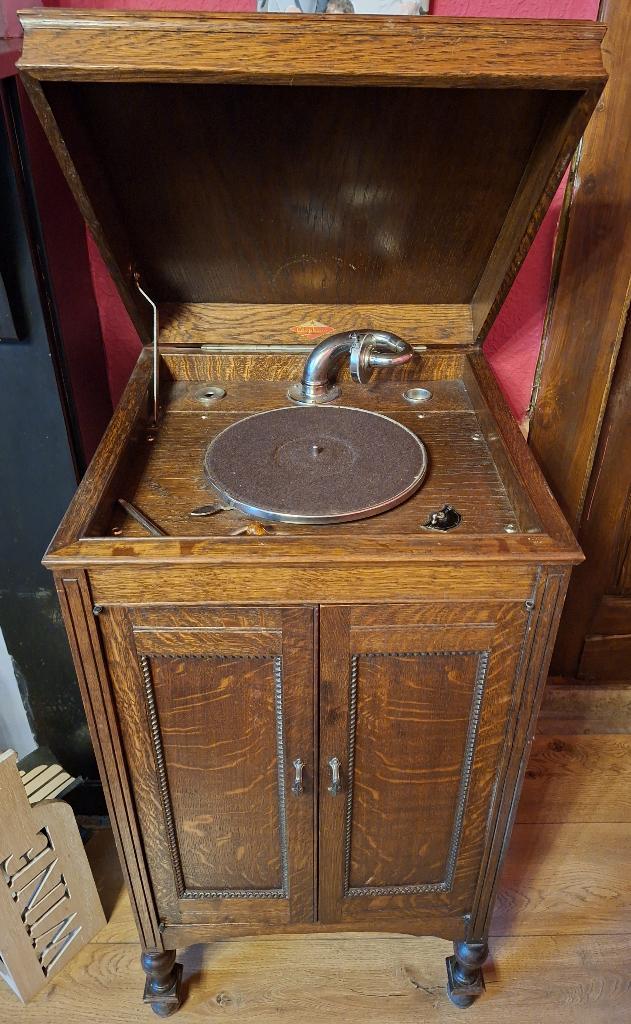 Meuble gramophone complet avec lot de disques 78 tours, TV, Hi-fi & Vidéo, Tourne-disques, Utilisé, Tourne-disque, Autres marques