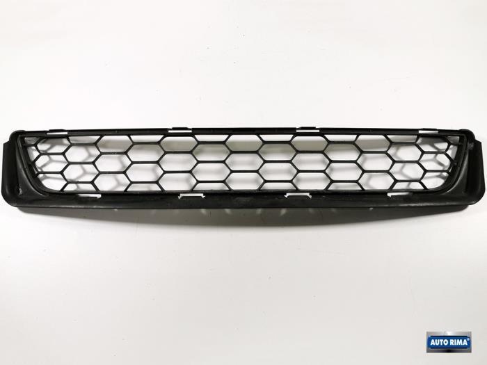Pare-chocs grille d'un Volvo C30, Autos : Pièces & Accessoires, Carrosserie & Tôlerie, Pare-chocs, Volvo, Utilisé, 3 mois de garantie