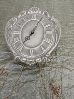 Horloge murale en étain avec poids à remonter, Enlèvement