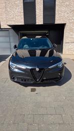 Alfa Romeo Stelvio avec jeu de jantes supplémentaire, entrée, Cuir, Achat, Noir, 5 portes