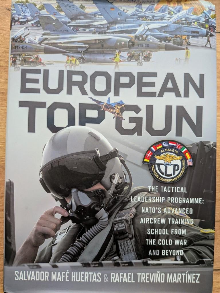 Boek TLP  "European Top Gun"  276 pagina's!, Verzamelen, Ophalen of Verzenden