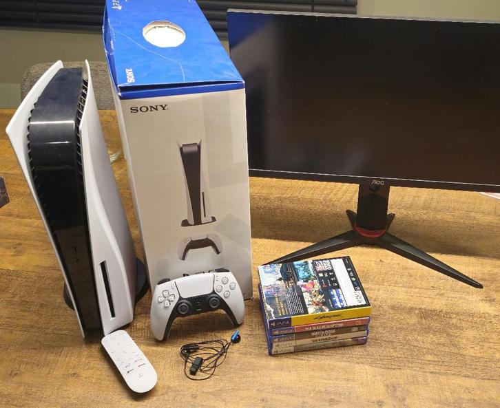 PS5 Disc Edition + 5 Games + AOC Monitor, Games en Spelcomputers, Games | Sony PlayStation 5, Ophalen