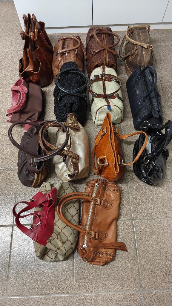 Handtassen, Ophalen, Zo goed als nieuw