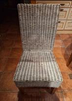 Chaises en rotin, Enlèvement