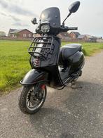 Vespa sprint A klasse, Fietsen en Brommers, Ophalen, Zo goed als nieuw