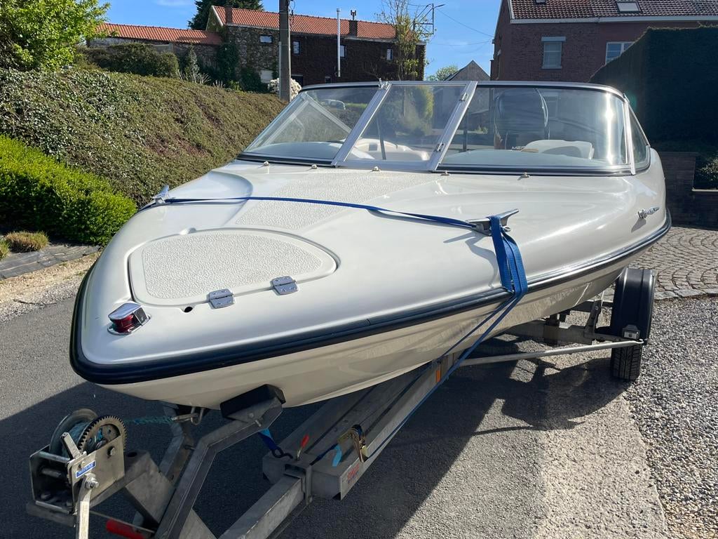 bateau hors bord 75cv mercury avec remorque, Sports nautiques & Bateaux, Enlèvement, Comme neuf, Essence