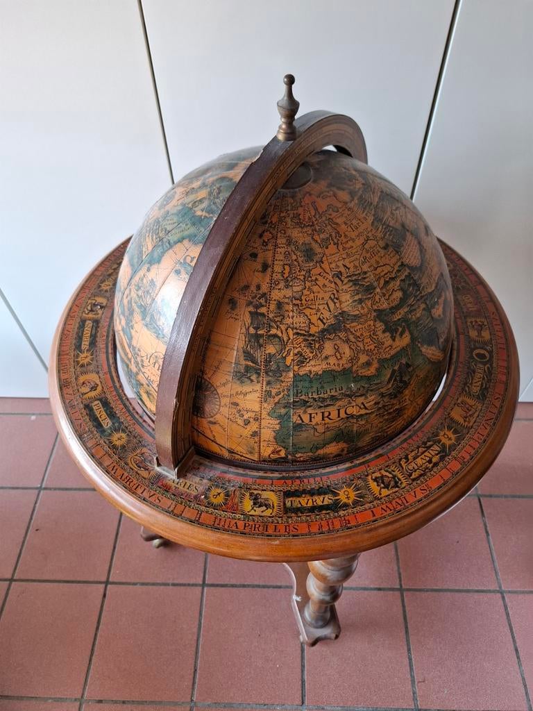 Vintage bar, Huis en Inrichting, Woonaccessoires | Wereldbollen, Ophalen, Zo goed als nieuw