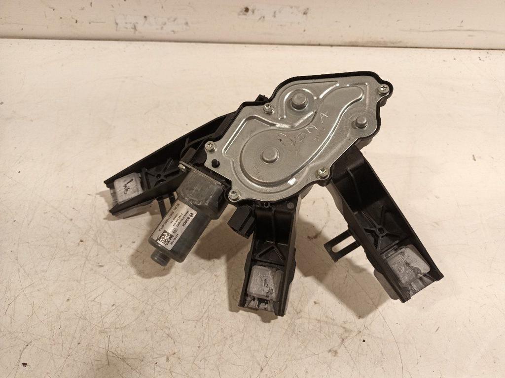 Ruitenwissermotor achter Peugeot 308, Onderdelen@venauto.nl, Van der Ven Autorecycling B.V., Gebruikt, Ettenseweg 76, 4706 PB Roosendaal, The Netherlands