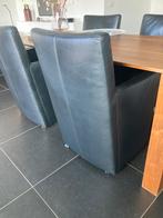 Zwarte leren stoel,een stoel voor 30€ twee stoelen voor € 55, Huis en Inrichting, Stoelen, Ophalen, Twee, Zwart, Leer