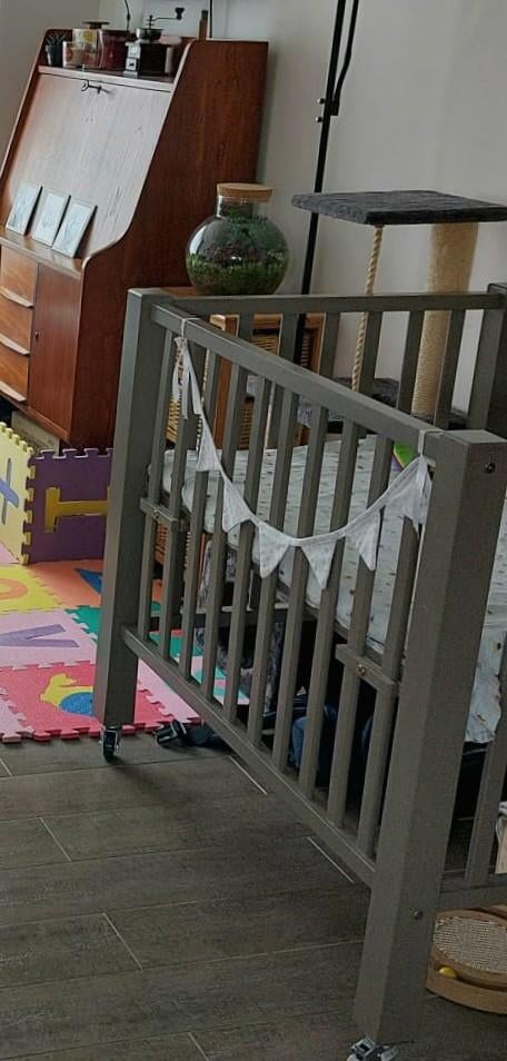 Park + matras en overtrekje, Ophalen, Wieltjes