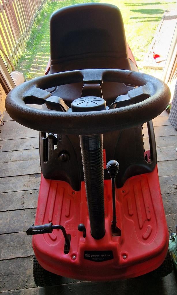 A vendre petit tracteur tondeuse., Enfants & Bébés, Enlèvement, Utilisé