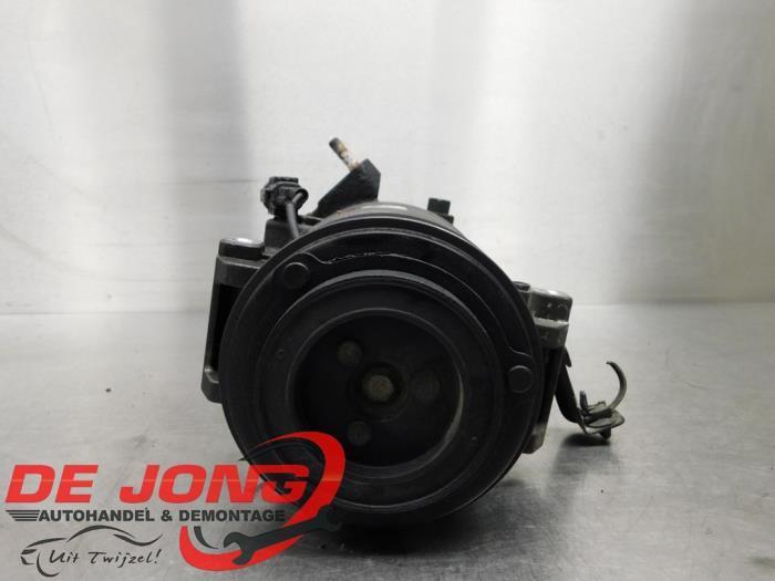 Pompe clim d'un Nissan Navara, Autos : Pièces & Accessoires, Autres pièces automobiles, Nissan, Utilisé, 3 mois de garantie, Enlèvement ou Envoi