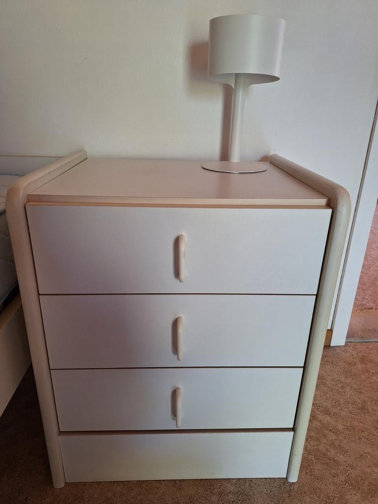 Nachtkastje, Ophalen