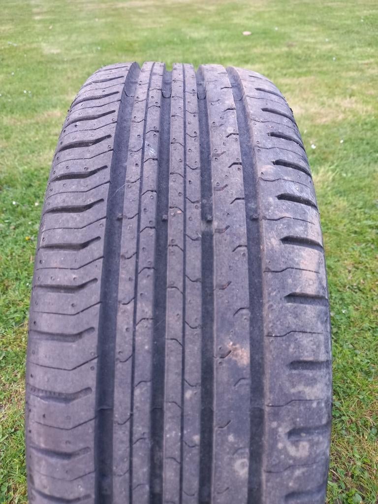 1 seul pneu Continental 195/55/16 H, Auto-onderdelen, Banden en Velgen, Band(en), Zomerbanden, 16 inch, 195 mm, Personenwagen