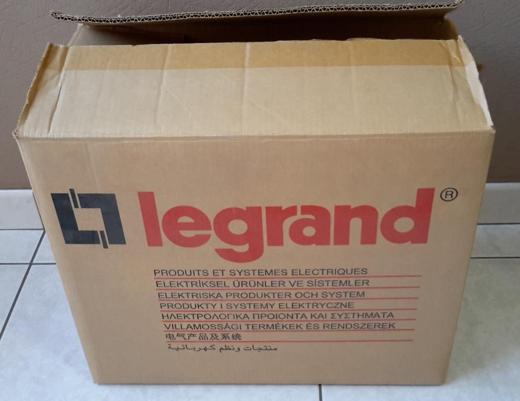 Lot / partij inbouwdozen LEGRAND voor verlichting, Enlèvement ou Envoi, Neuf