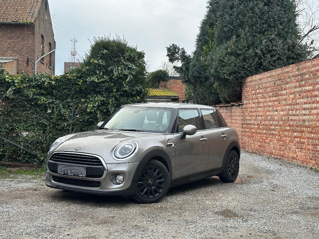 MINI One 1.5A One Pano/Navi/Pdc/Garantie, Auto's, Mini, Automaat, Open dak, Leder, 5 zetels