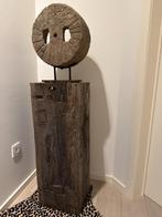 Molensteen op massief houten pilaar, Huis en Inrichting, Woonaccessoires | Zuilen en Pilaren, Ophalen, Zo goed als nieuw