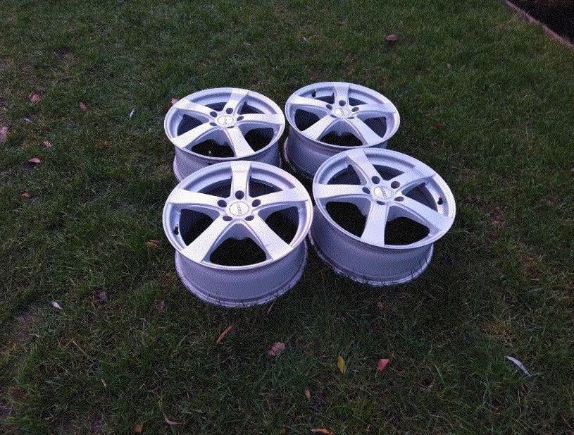 Velgen 17 inch DEZENT, Ophalen, Gebruikt, Velg(en), 17 inch