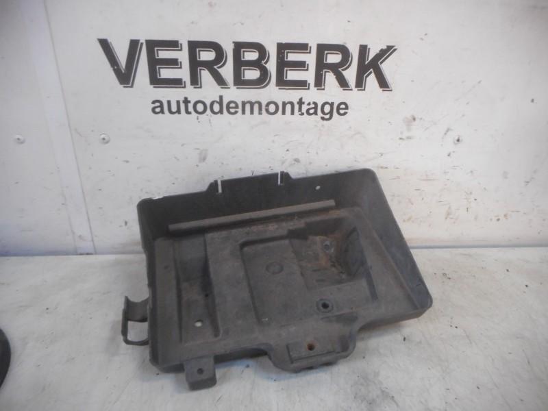 BAC A BATTERIE Opel Astra G (F08 / 48) (01-1998/12-2009), Utilisé, Opel