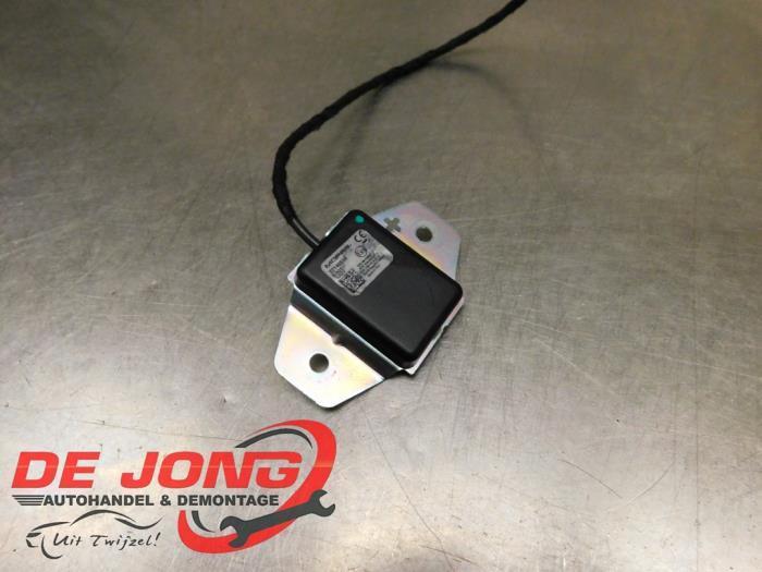 Antenne d'un Fiat 500e, Autos : Pièces & Accessoires, Électronique & Câbles, Fiat, Utilisé, 3 mois de garantie, Enlèvement ou Envoi