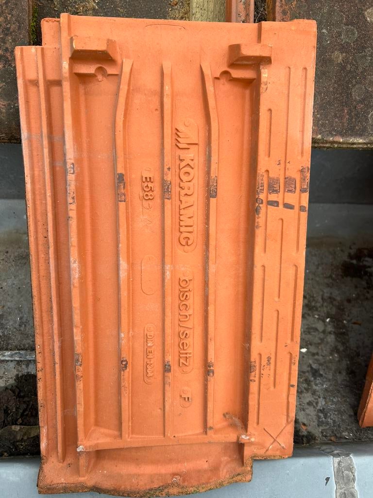 Tuiles koramic bisch/seltz, Bricolage & Construction, Tuiles & Revêtements de toit, Enlèvement, Comme neuf, Tuiles