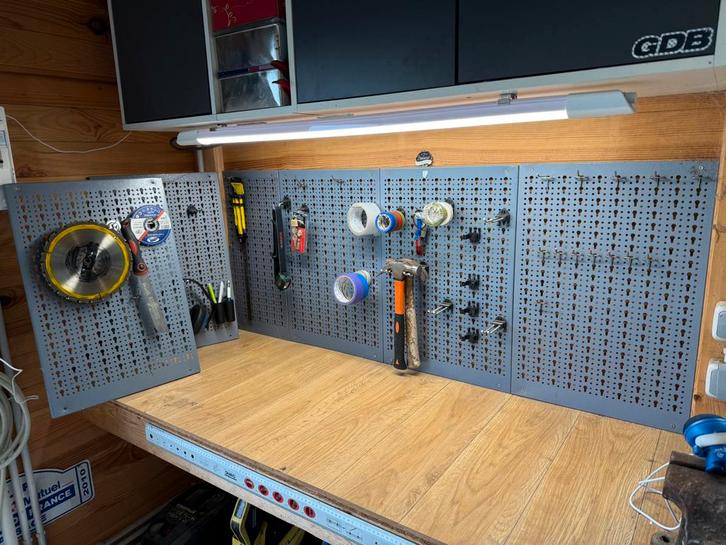 Panneaux perforés pour rangement outils, Doe-het-zelf en Bouw, Gereedschapskisten, Gebruikt, Ophalen