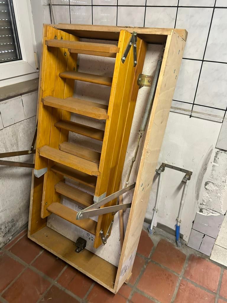 Zoldertrap, Ophalen, Gebruikt, Opvouwbaar of Inschuifbaar