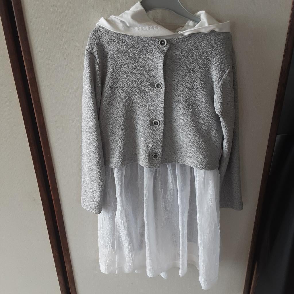 Kleedje met lange broek maat 134, Ophalen of Verzenden, Gebruikt, Broek