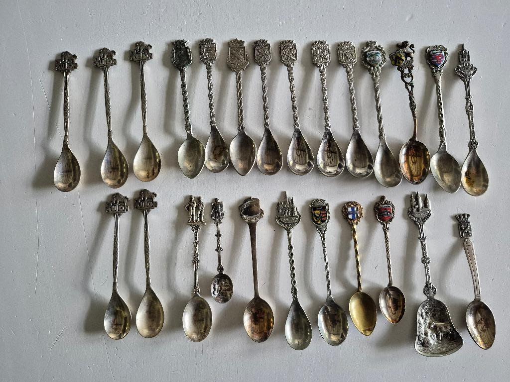 Zilveren lepels, Ophalen