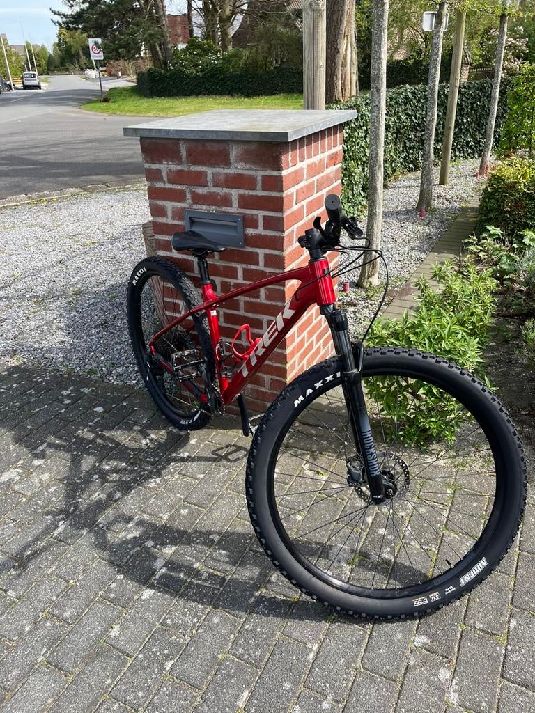 Trek Marlin Mountainbike - Zo goed als nieuw, Fietsen en Brommers, Ophalen, Zo goed als nieuw, Trek