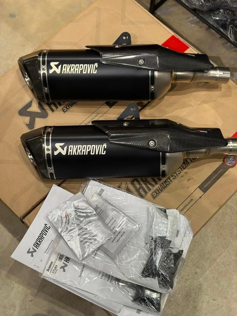 Pot d'échappement Akrapovic pour Honda X-ADV, Motos, Pièces | Honda, Neuf, Enlèvement ou Envoi