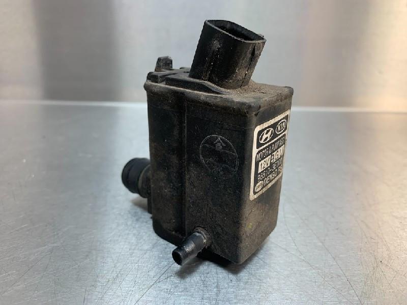 RUITENSPROEIERPOMP VOOR Kia Carens III (FG) (|985103E000|), Info@denso.nl, Hogeweyselaan 165
1382 JL  Weesp, NL, DENSO EUROPE B.V.