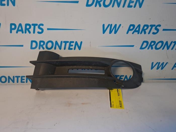 Grille van een Volkswagen Caddy, Gebruikt, -, Volkswagen, -