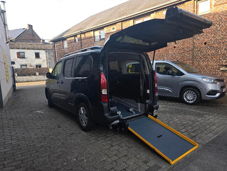 Peugeot Rifter PMR, Auto's, Peugeot, Particulier, Rifter, Aangepast voor mindervaliden, ABS, Achteruitrijcamera, Airbags, Airconditioning