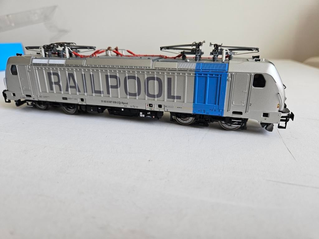 Piko expert BR 117 Railpool sound, Zo goed als nieuw, Gelijkstroom, Locomotief, Piko
