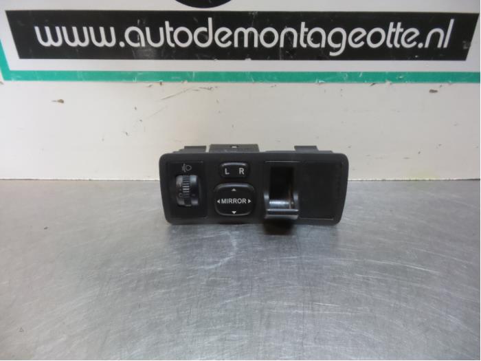 Spiegel Schakelaar van een Toyota Corolla (Corolla 02-), Auto-onderdelen, Dashboard en Schakelaars, Toyota, Gebruikt, 3 maanden garantie
