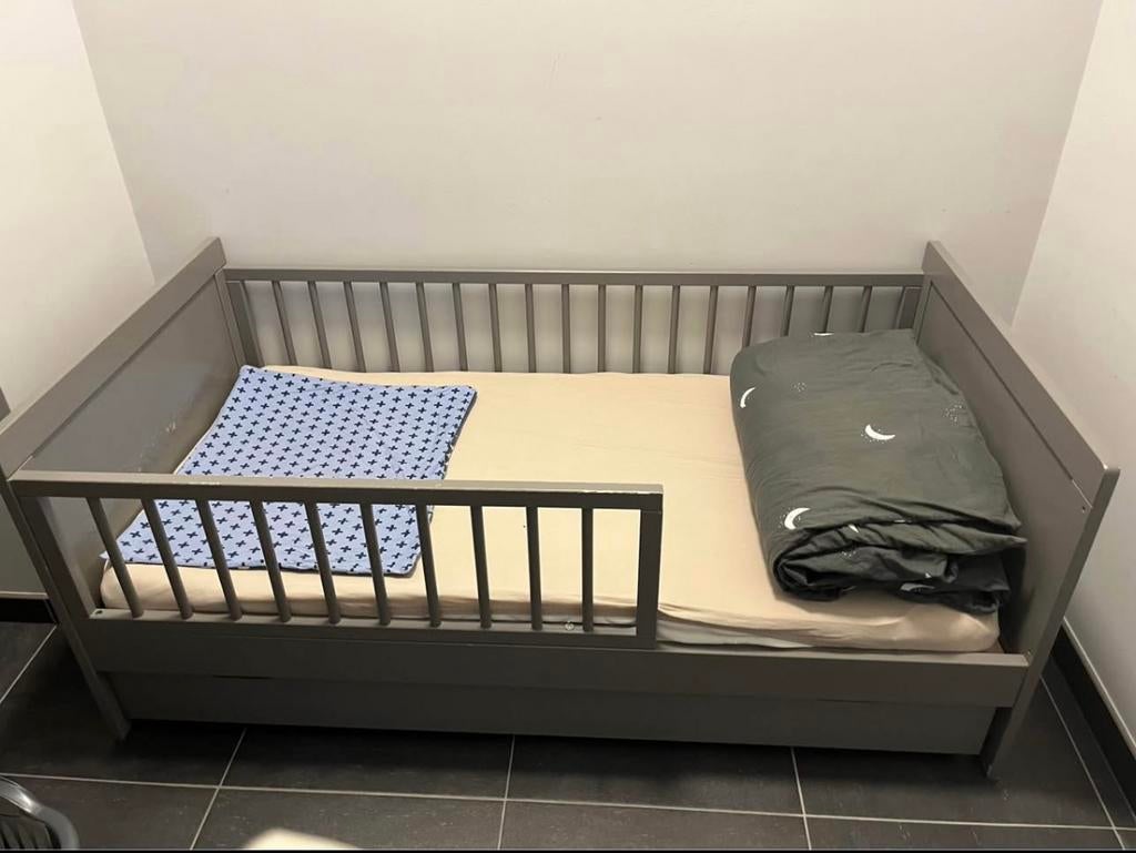 Peuterbed, Ophalen, Gebruikt, Matras