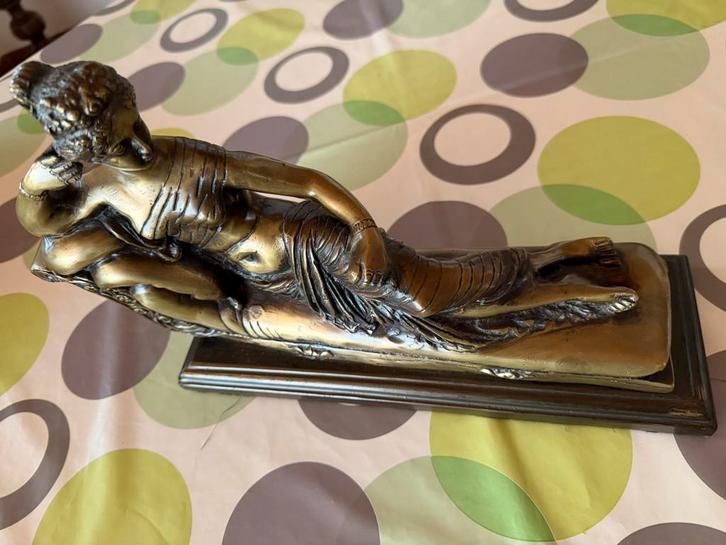 Belle figurine décorative, Antiquités & Art, Art | Sculptures & Bois, Enlèvement