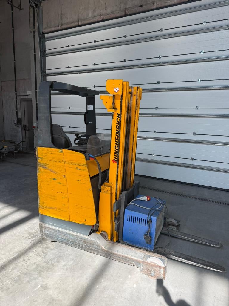 Jungheinreich ETM 112 gerbeur electrique, Articles professionnels, Machines & Construction | Chariots élévateurs & Transport interne