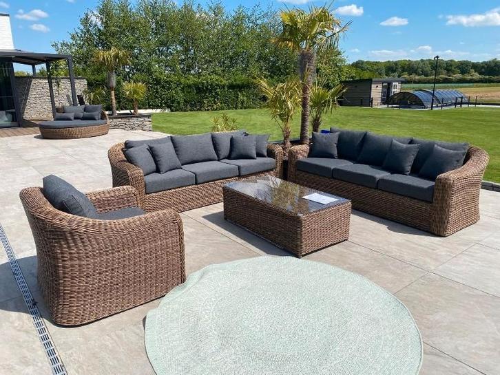 Luxe royale loungeset uit voorraad, ook in het zwart, Tuin en Terras, Tuinmeubel-accessoires, Nieuw, Ophalen of Verzenden