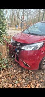 Nissan Note, 2014, 143000km accidentée mais démare encore, Autos, Rouge, Achat, 72 kW, 5 portes