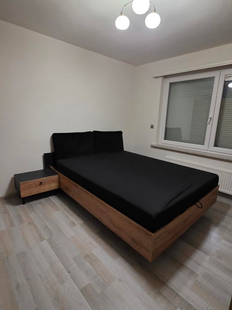 TE HUUR APPARTEMENT 2 SLAAPKAMER DEURNE, Immo