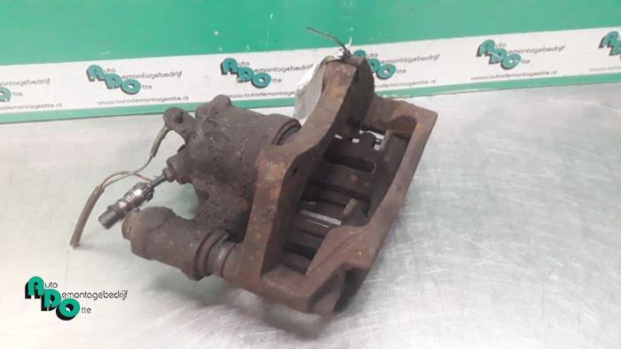 Remklauw (Tang) links-voor van een Peugeot Expert (Expert 95, Auto-onderdelen, Remmen en Aandrijving, Peugeot, Gebruikt, 3 maanden garantie