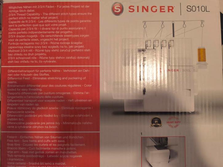 Nieuwe Singer S010L overlockmachine, Hobby en Vrije tijd, Naaien en Fournituren