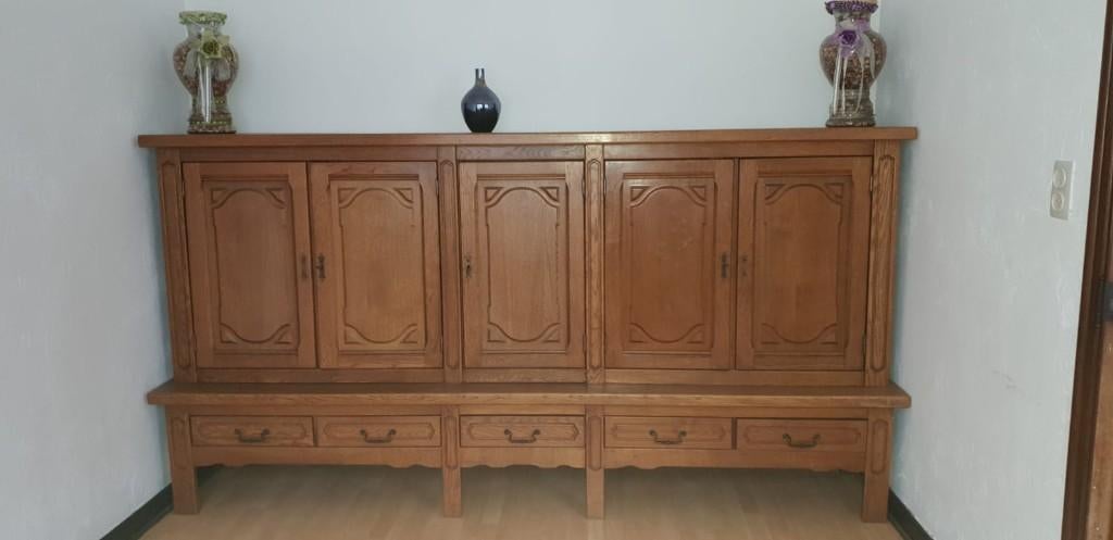 Buffet gratuit, Maison & Meubles, Armoires | Buffets, Comme neuf, 100 à 150 cm, 200 cm ou plus, 25 à 50 cm, Avec tiroir(s), Avec porte(s)