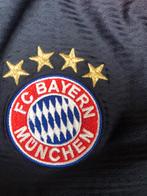 Sporttenue adidas, maat small, bayern munchen, Sport en Fitness, Voetbal, Maat S, Ophalen of Verzenden, Zo goed als nieuw, Set