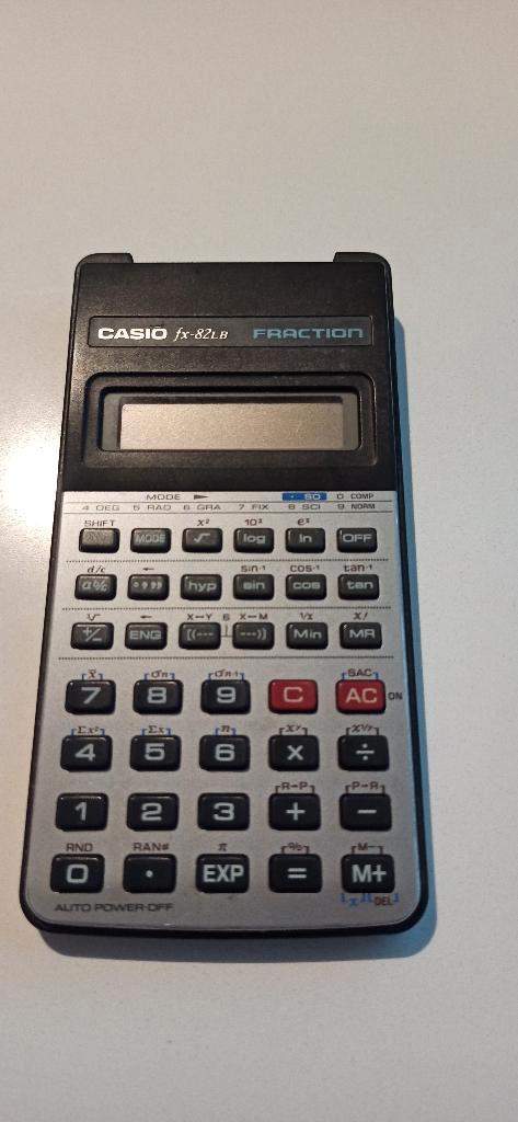rekenmachine casio fx-82LB (1989), Verzamelen, Elektronische Apparatuur, Computers en Rekenmachines, Ophalen