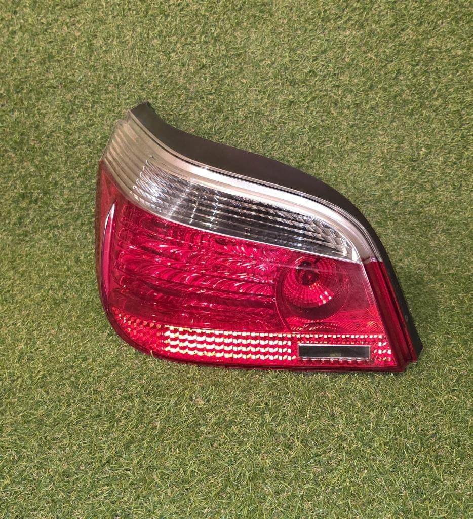 Feux  arrière gauche BMW E60 2003-2007 serie 5 / BMW 523i, Autos : Pièces & Accessoires, Éclairage, BMW, Utilisé, Enlèvement