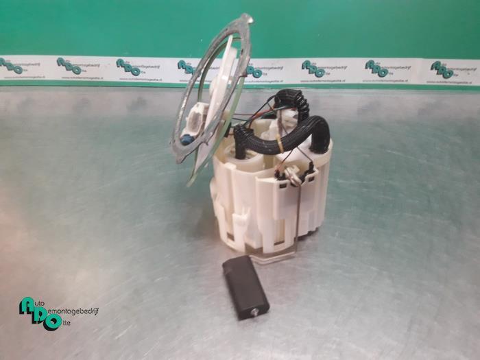 Pompe carburant électrique d'un Opel Astra (Astra H 04-), Autos : Pièces & Accessoires, Systèmes à carburant, Opel, Utilisé, 3 mois de garantie